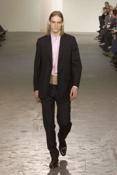 Look 13